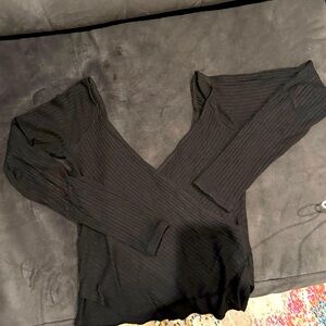 Reformation rubbed stretch wrap v-neck top.